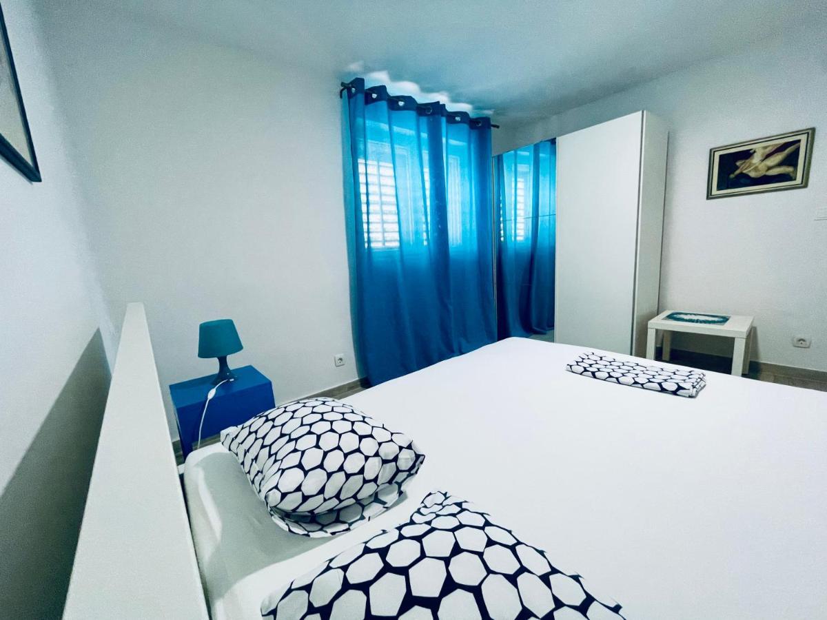 Apartment Paulina Trogir Exterior foto