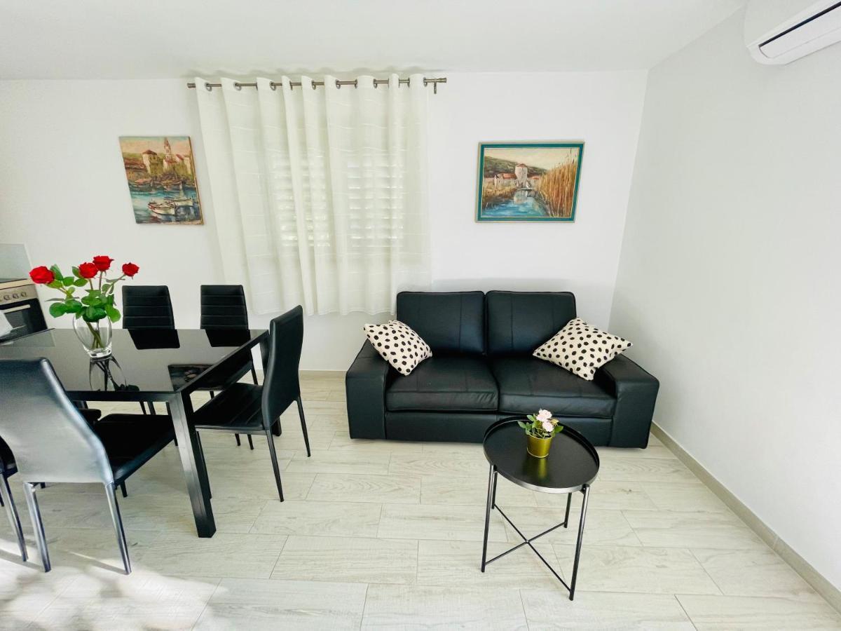 Apartment Paulina Trogir Exterior foto