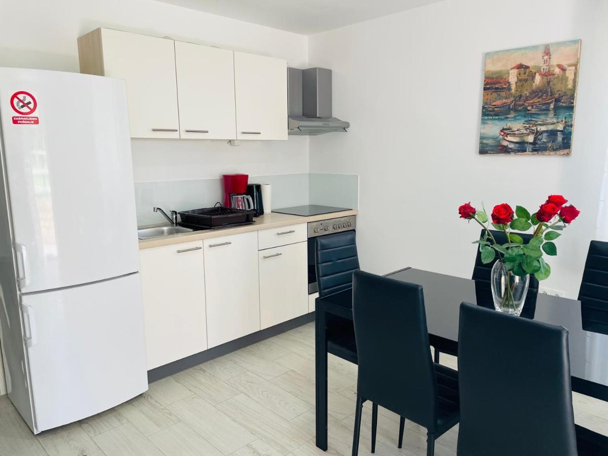 Apartment Paulina Trogir Exterior foto
